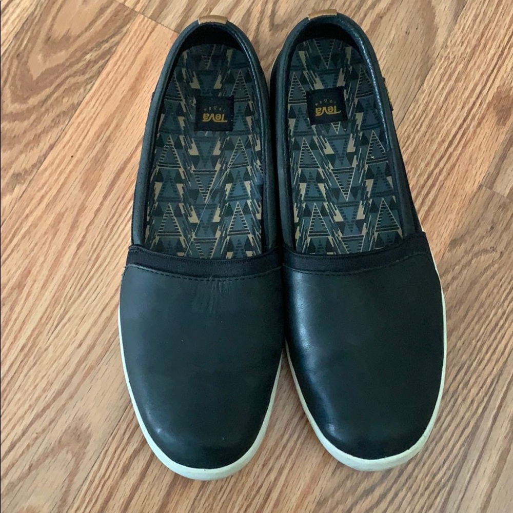 Teva Black Willow Slip on Shoes Size 9.5